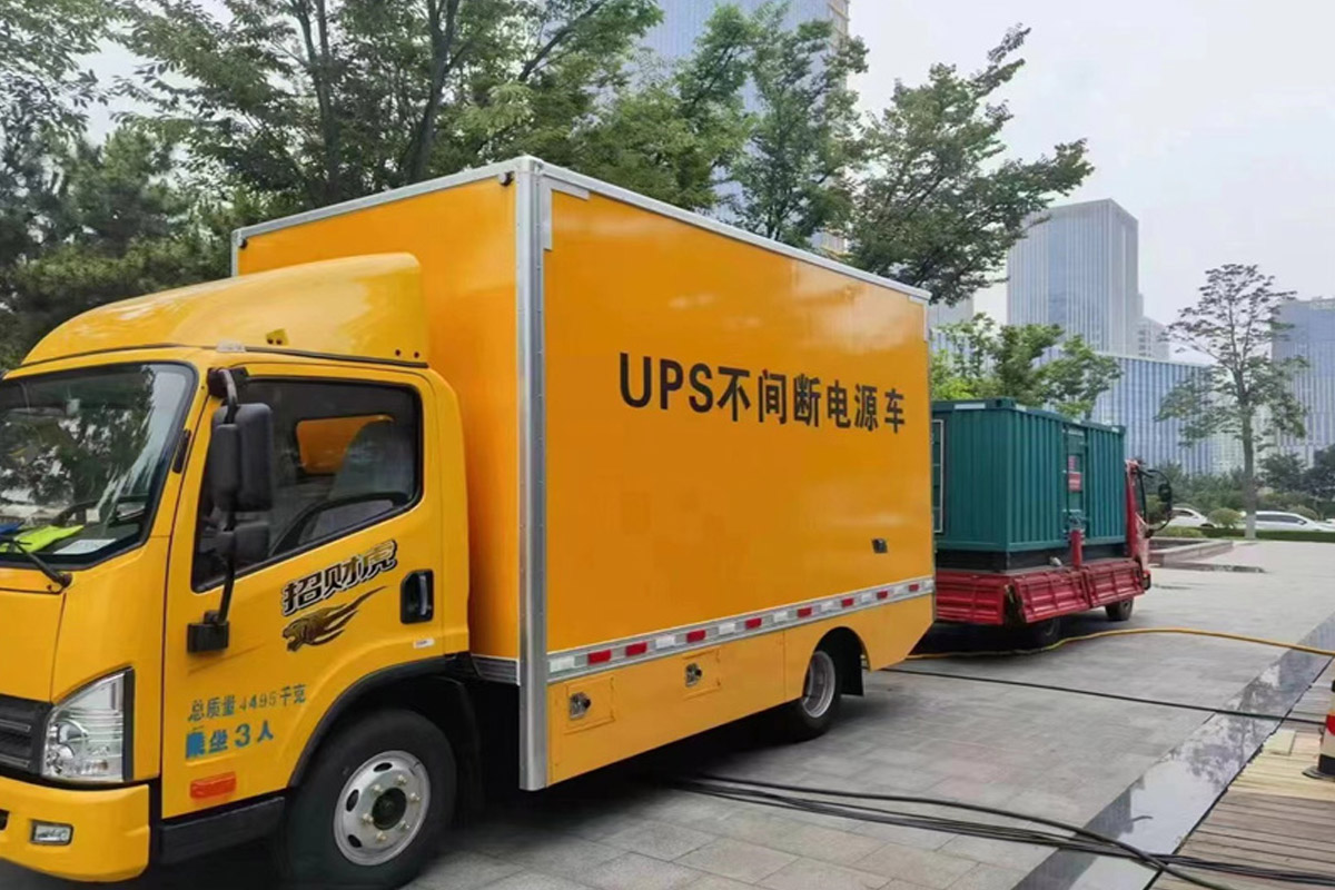 梁平发电机租赁施工现场